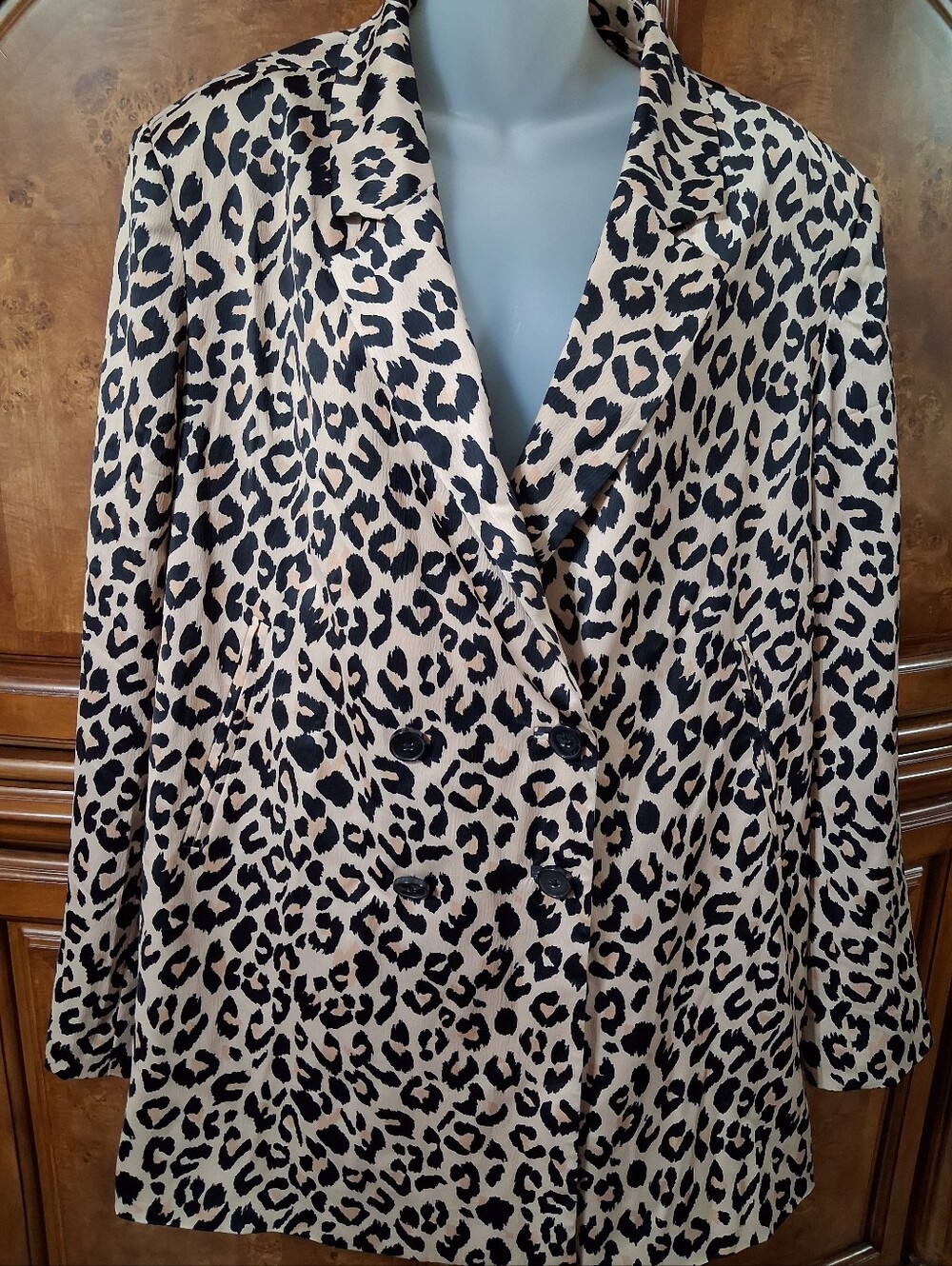 Leopard Print Double-Breasted Blazer Jacket - Beige/Black